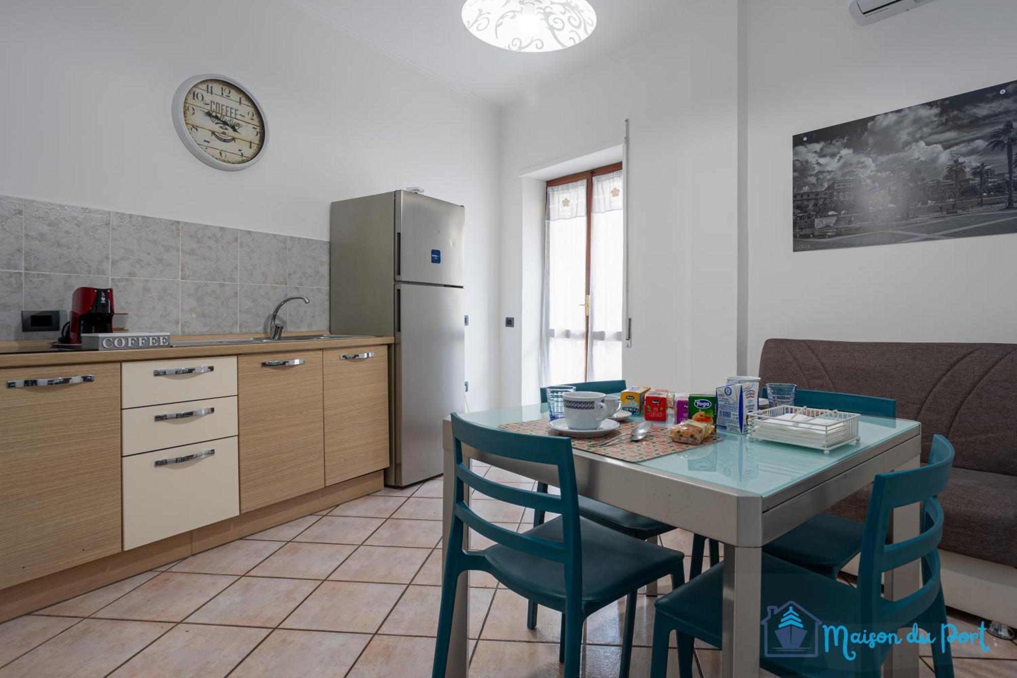 צ'יוויטווקיה Maison Du Port מראה חיצוני תמונה